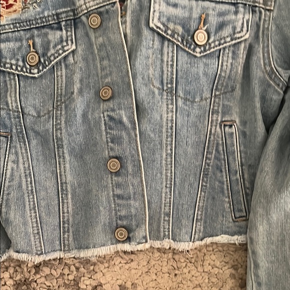 Forever 21 Light Blue Denim Jacket with Red Floral Embroidery - Picture 5 of 5